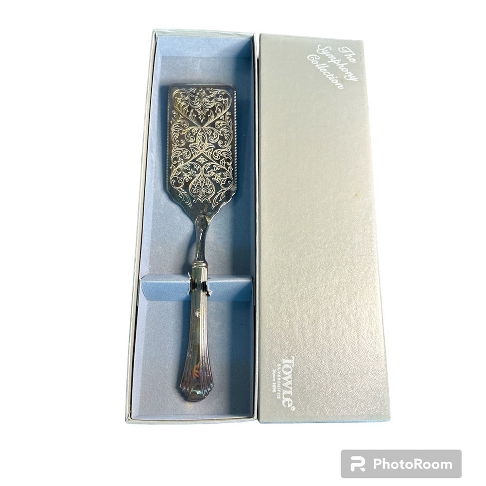 Towle Silver Plated Ornate Serving Spatula - Silver